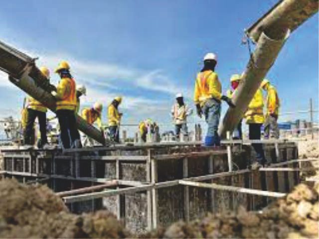 Pekerja Profesional Konstruksi